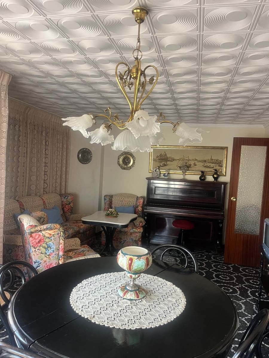 4 soverom Leilighet til salgs i Sax - € 120 000 (Ref: 9343319)