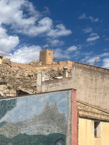 4 bedroom Apartment for sale in Sax - € 120,000 (Ref: 9343319)