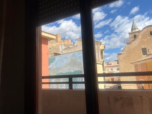 4 bedroom Apartment for sale in Sax - € 120,000 (Ref: 9343319)