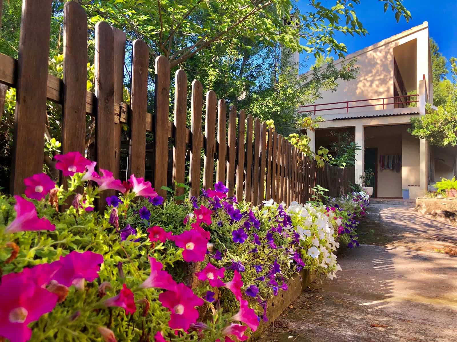 5 bedroom Villa for sale in L'Alcora with pool garage - € 390,000 (Ref: 9360112)