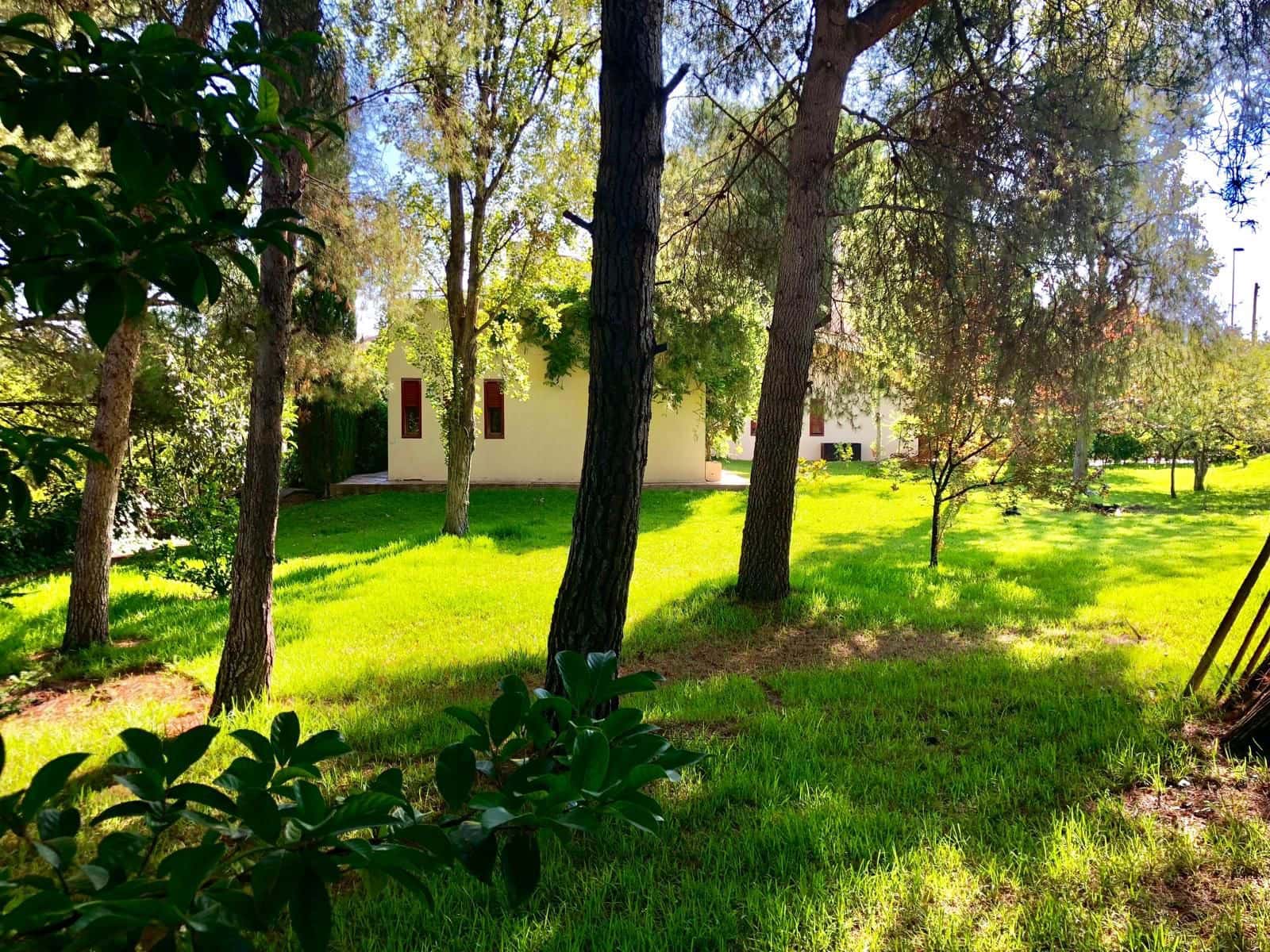 5 bedroom Villa for sale in L'Alcora with pool garage - € 390,000 (Ref: 9360112)