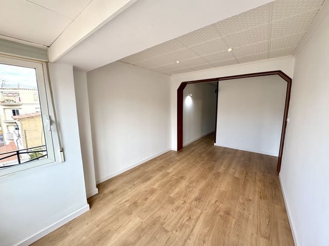 2 bedroom Apartment for sale in Norte, Castelló de la Plana - € 120,000 (Ref: 9363302)