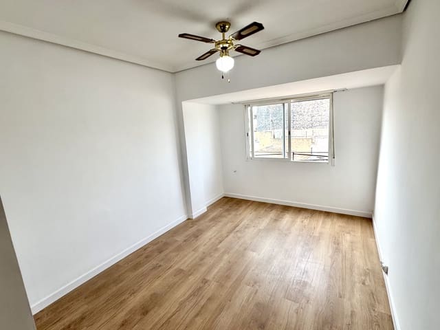 2 bedroom Apartment for sale in Norte, Castelló de la Plana - € 120,000 (Ref: 9363302)