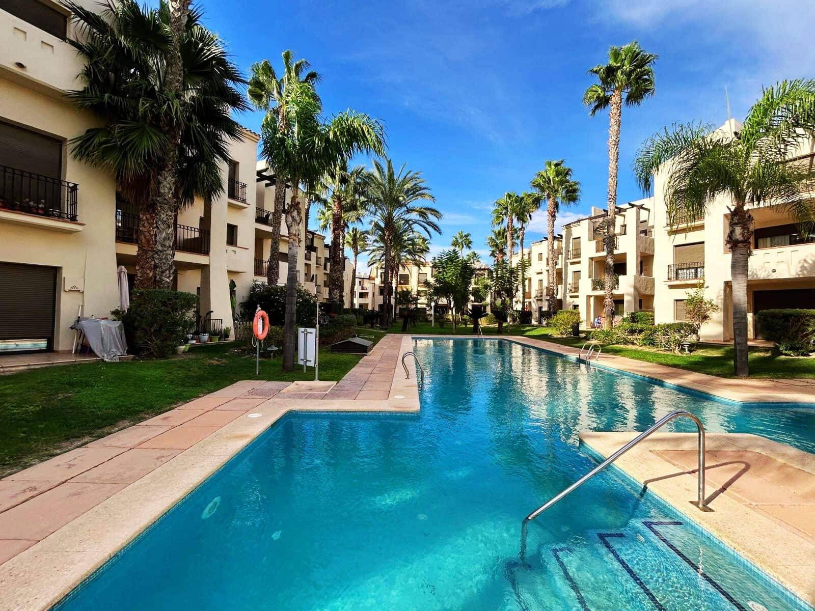 3 soverom Leilighet til salgs i Roda med svømmebasseng garasje - € 235 000 (Ref: 9442858)