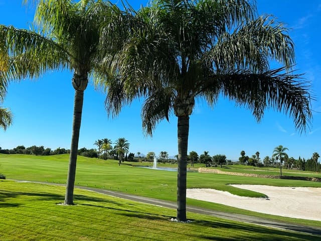 3 makuuhuone Asunto myytävänä paikassa Roda, San Javier mukana uima-altaan 
autotalli - 215 000 € (Ref: 9442858)