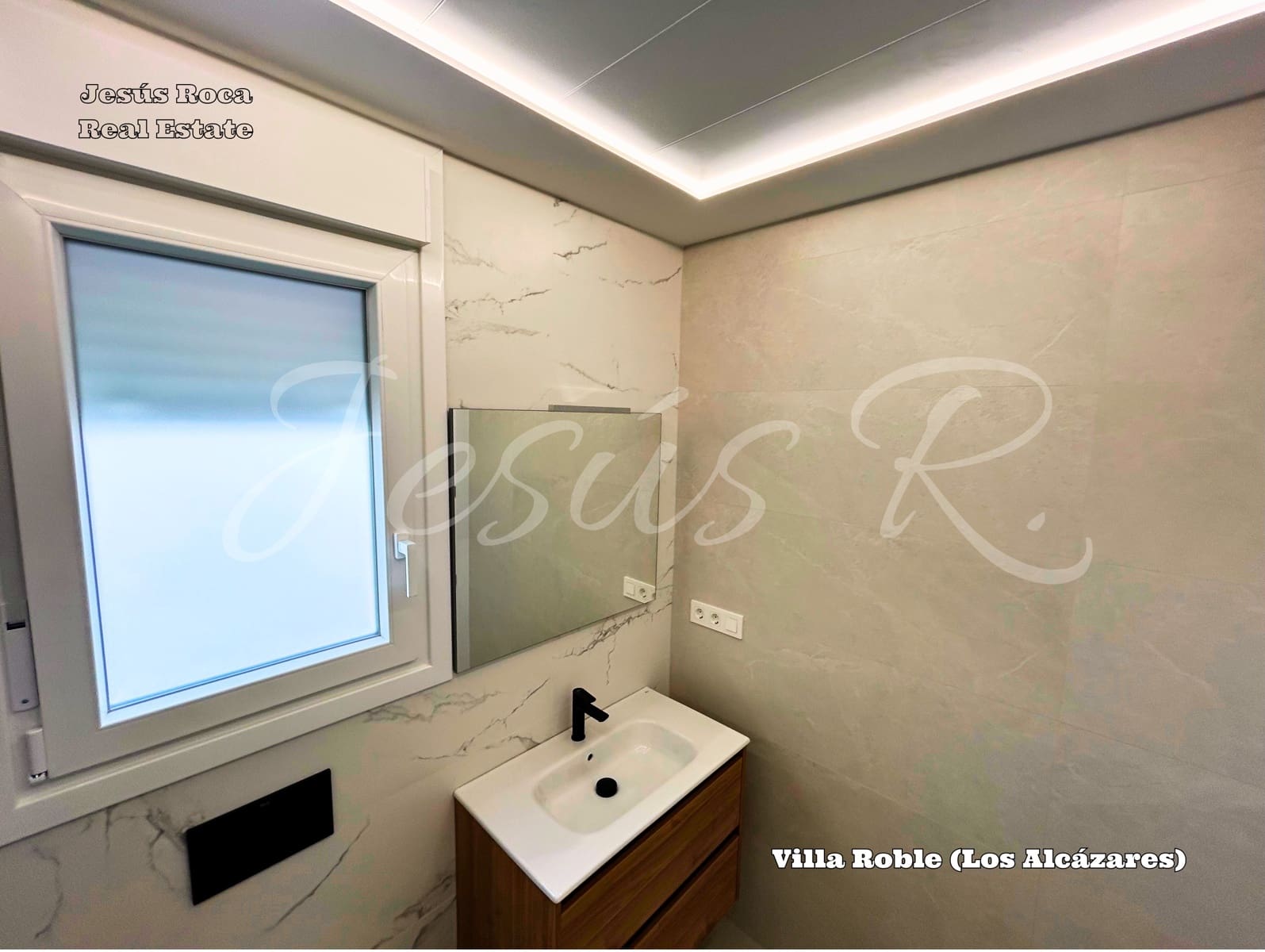 3 slaapkamer Villa te koop in Los Alcazares met zwembad garage - € 407.000 (Ref: 9481646)