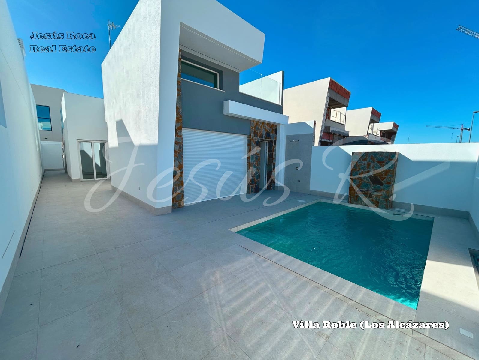 3 slaapkamer Villa te koop in Los Alcazares met zwembad garage - € 407.000 (Ref: 9481646)