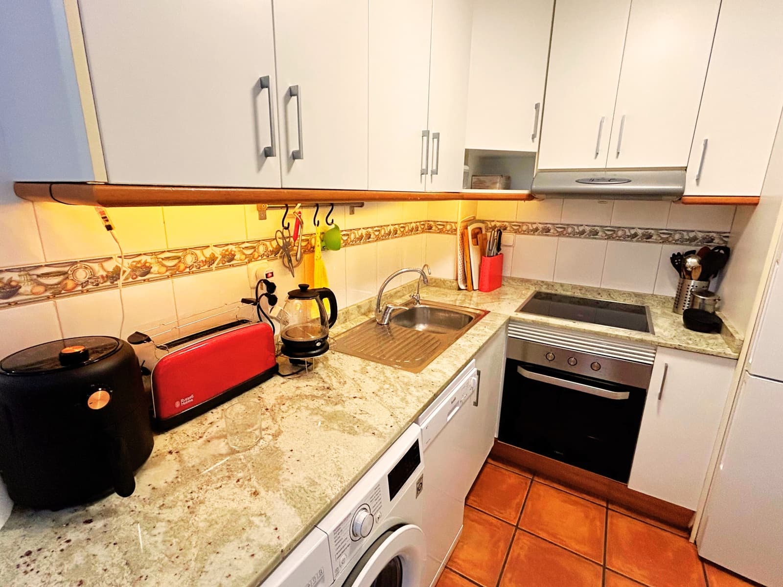 2 sypialnia Apartament przy plaży na sprzedaż w Los Alcazares z basenem garażem - 145 000 € (Ref: 9523697)