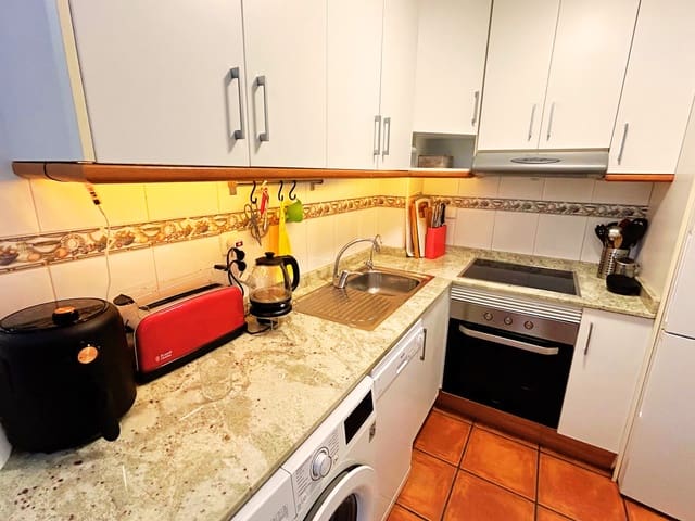 2 sypialnia Apartament przy plaży na sprzedaż w Los Narejos - Punta Calera, Los Alcázares z basenem garażem - 145 000 € (Ref: 9523697)