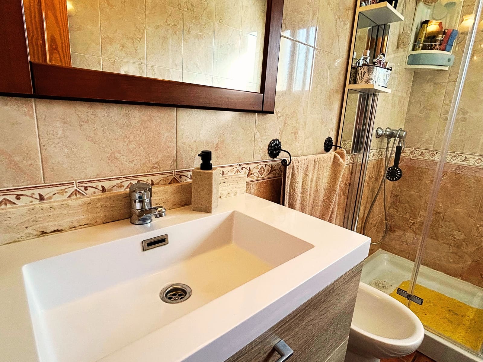 2 sypialnia Apartament przy plaży na sprzedaż w Los Alcazares z basenem garażem - 145 000 € (Ref: 9523697)