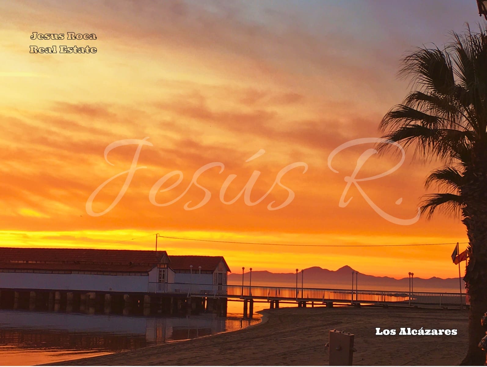 2 makuuhuone Ranta-asunto myytävänä paikassa Los Alcazares mukana uima-altaan 
autotalli - 145 000 € (Ref: 9523697)