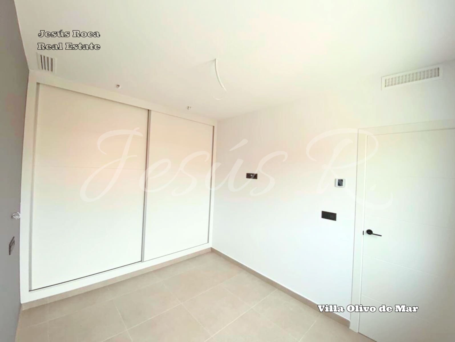 2 bedroom Villa for sale in Los Alcazares with pool garage - € 419,900 (Ref: 9620699)