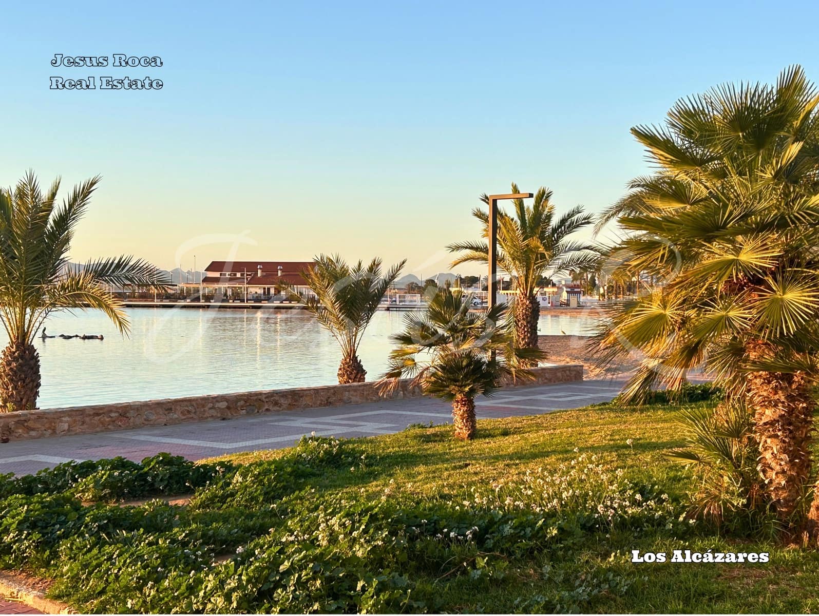 2 bedroom Villa for sale in Los Alcazares with pool garage - € 419,900 (Ref: 9620699)