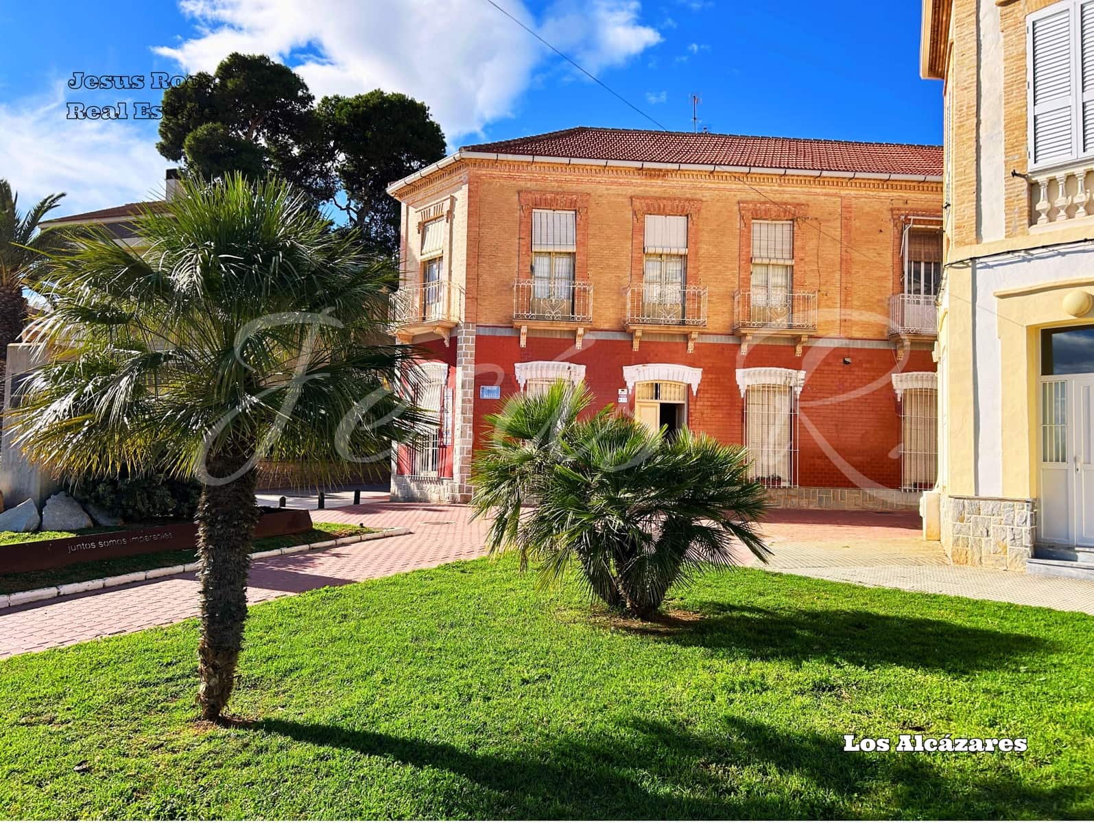 2 bedroom Villa for sale in Los Alcazares with pool garage - € 419,900 (Ref: 9620699)