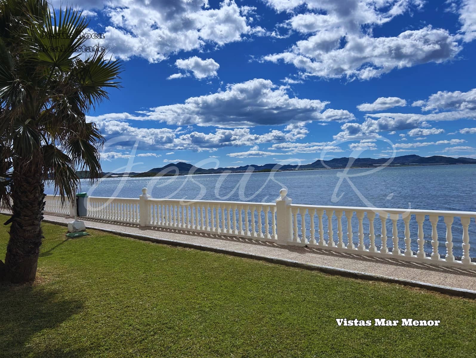 2 makuuhuone Ranta-asunto myytävänä paikassa San Javier mukana uima-altaan - 180 000 € (Ref: 9685671)