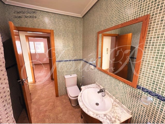 4 quarto Moradia Geminada para venda em Santiago de la Ribera, San Javier com garagem - 280 000 € (Ref: 9714359)
