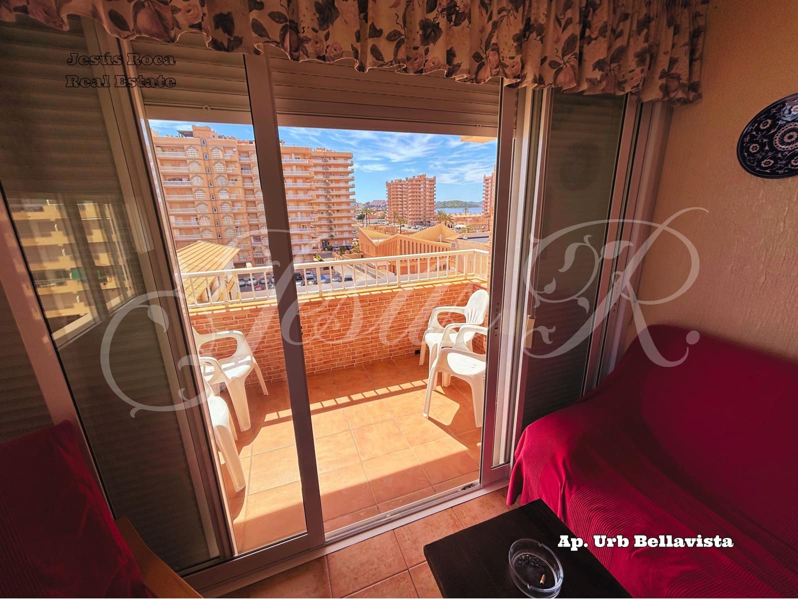 2 quarto Apartamento de Praia para venda em La Manga del Mar Menor com piscina - 215 000 € (Ref: 9743994)