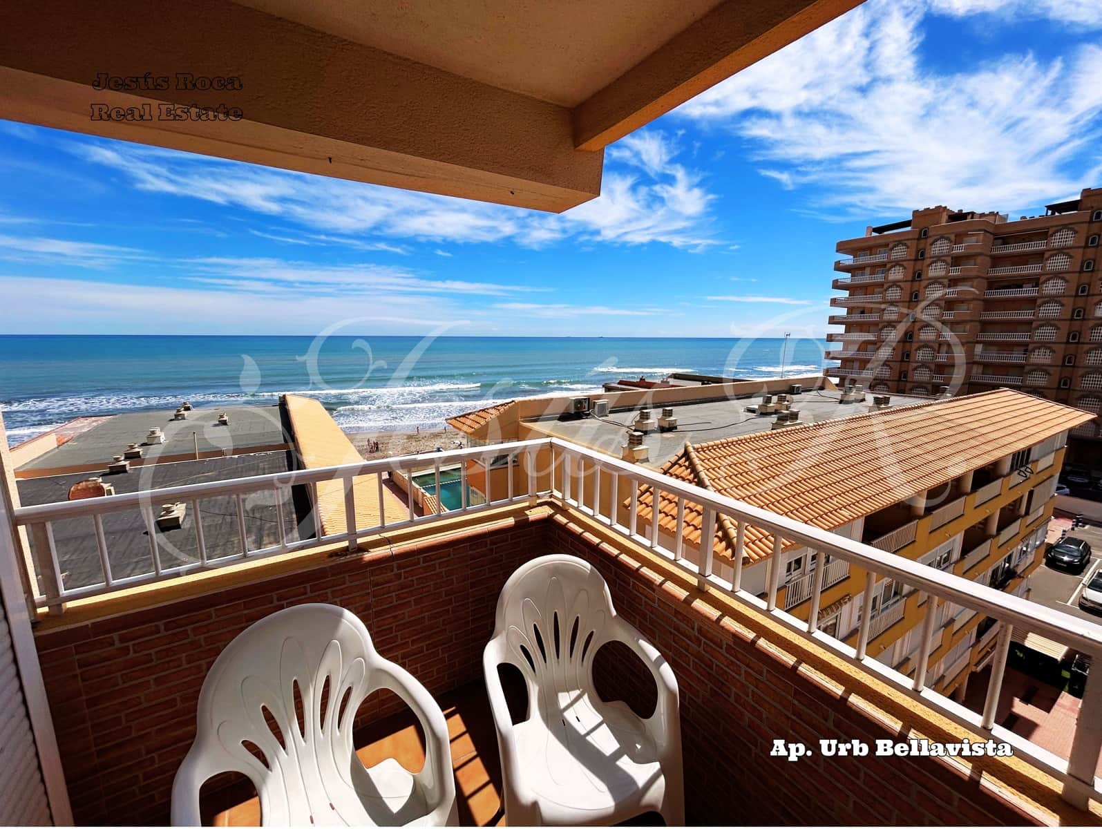 2 quarto Apartamento de Praia para venda em La Manga del Mar Menor com piscina - 215 000 € (Ref: 9743994)
