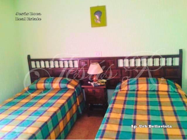 2 quarto Apartamento de Praia para venda em La Manga del Mar Menor com piscina - 215 000 € (Ref: 9743994)