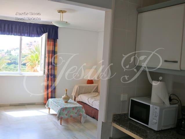 1 soveværelse Lejlighed til salg i La Manga del Mar Menor med swimmingpool - € 220.000 (Ref: 9761566)