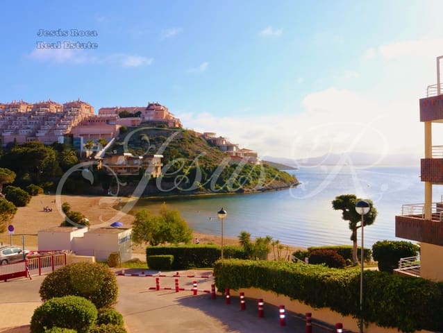 1 soveværelse Lejlighed til salg i La Manga del Mar Menor med swimmingpool - € 220.000 (Ref: 9761566)