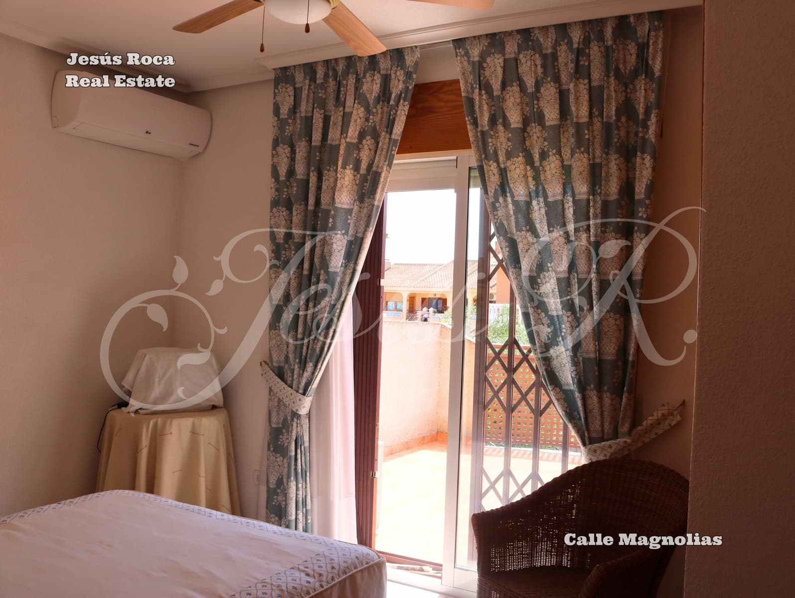 4 bedroom Beach Apartment for sale in San Javier with garage - € 296,000 (Ref: 9821742)