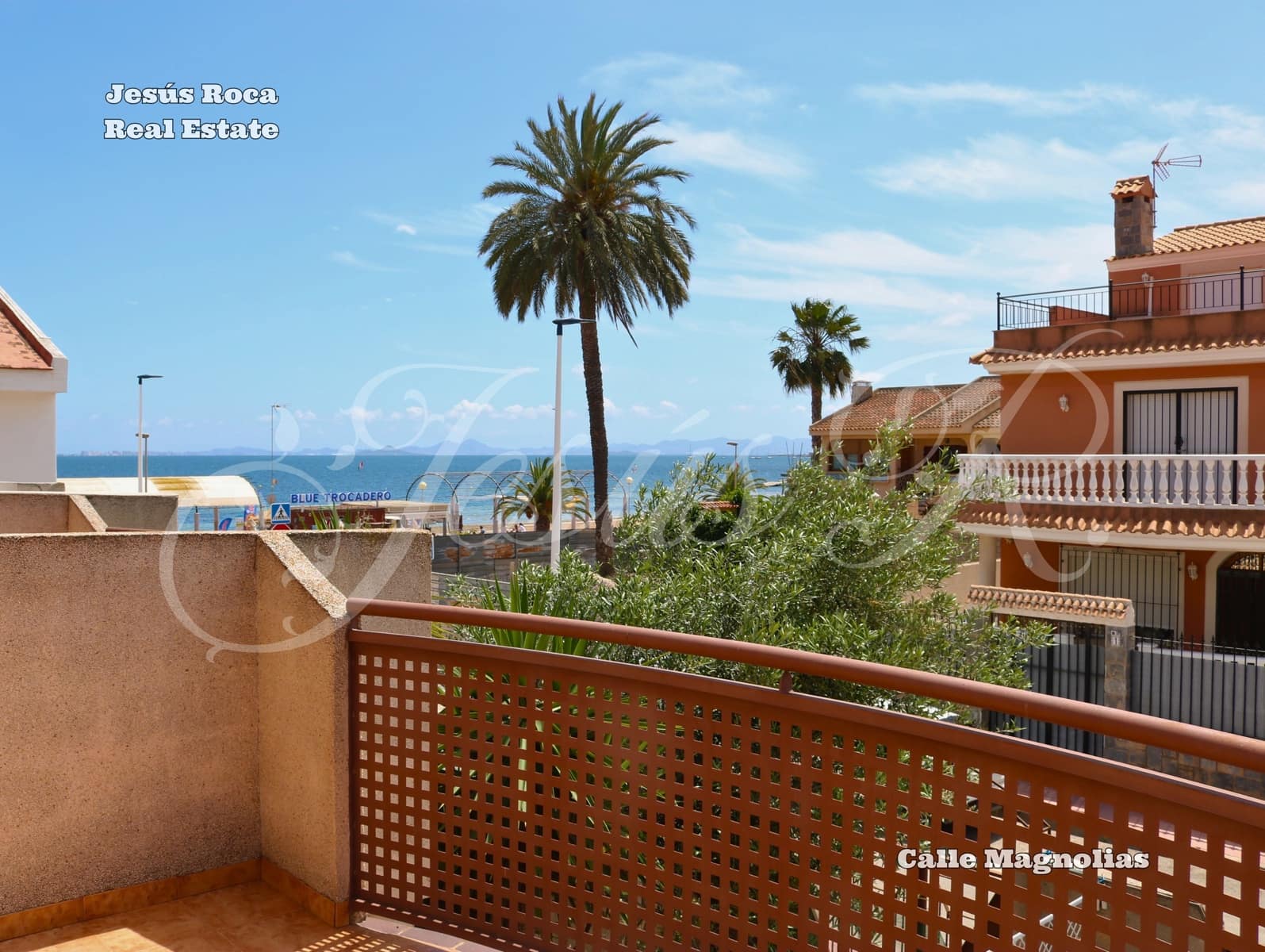 4 bedroom Beach Apartment for sale in San Javier with garage - € 296,000 (Ref: 9821742)