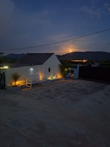 3 makuuhuone Maalaistalo myytävänä paikassa Llocnou d'en Fenollet mukana uima-altaan 
autotalli - 237 000 € (Ref: 9502740)