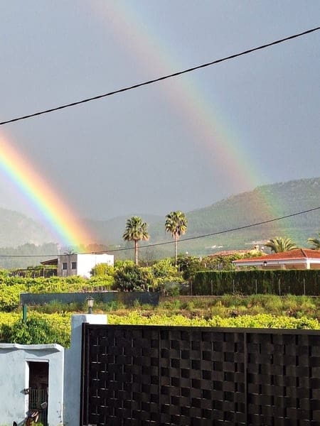 3 makuuhuone Maalaistalo myytävänä paikassa Llocnou d'en Fenollet mukana uima-altaan 
autotalli - 237 000 € (Ref: 9502740)