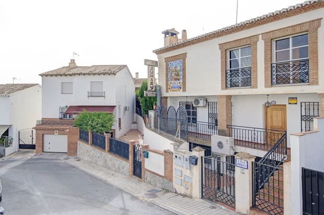 4 soveværelse Villa til salg i Huétor Vega - € 299.000 (Ref: 10048676)