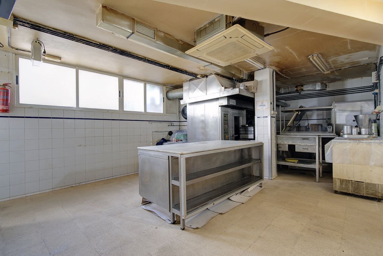 4 soveværelse Villa til salg i Huetor Vega - € 299.000 (Ref: 10048676)