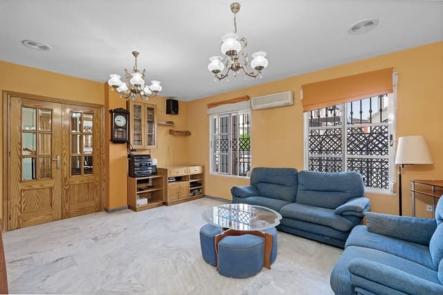 4 soveværelse Villa til salg i Huétor Vega - € 299.000 (Ref: 10048676)
