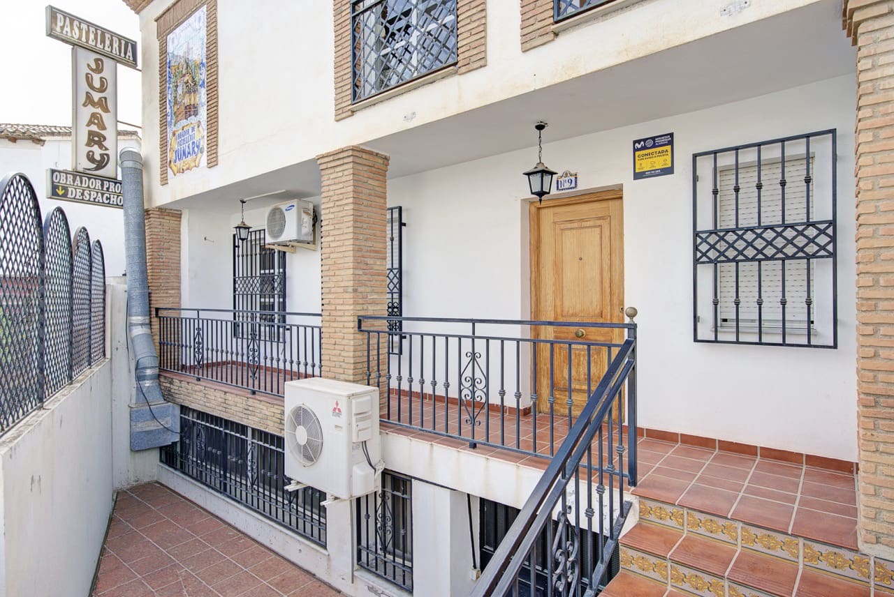 4 soveværelse Villa til salg i Huetor Vega - € 299.000 (Ref: 10048676)