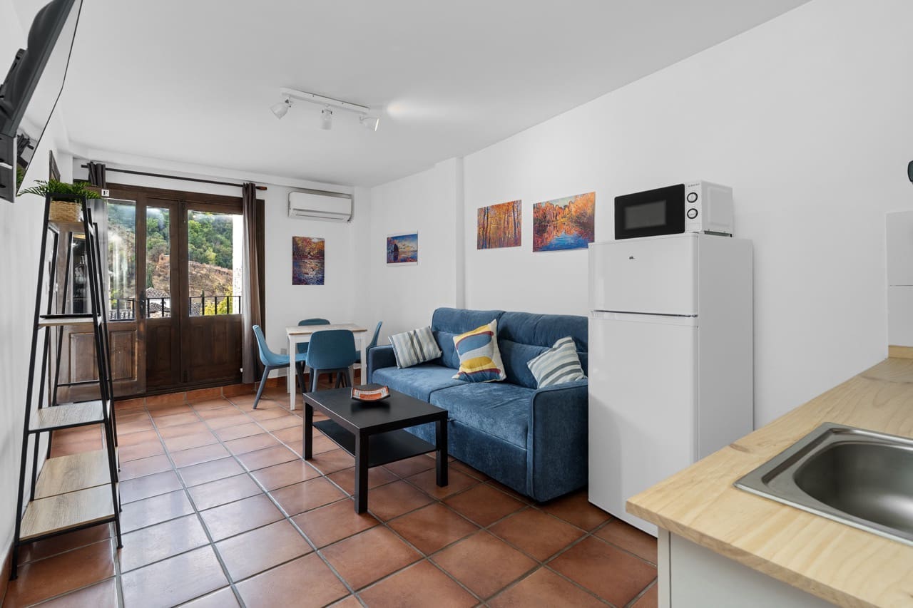 10 soveværelse Virksomhed til salg i Granada by - € 1.600.000 (Ref: 9393479)