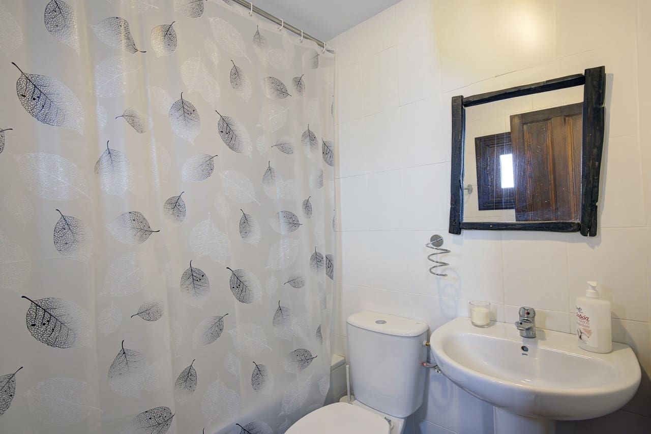 10 soveværelse Virksomhed til salg i Granada by - € 1.600.000 (Ref: 9393479)