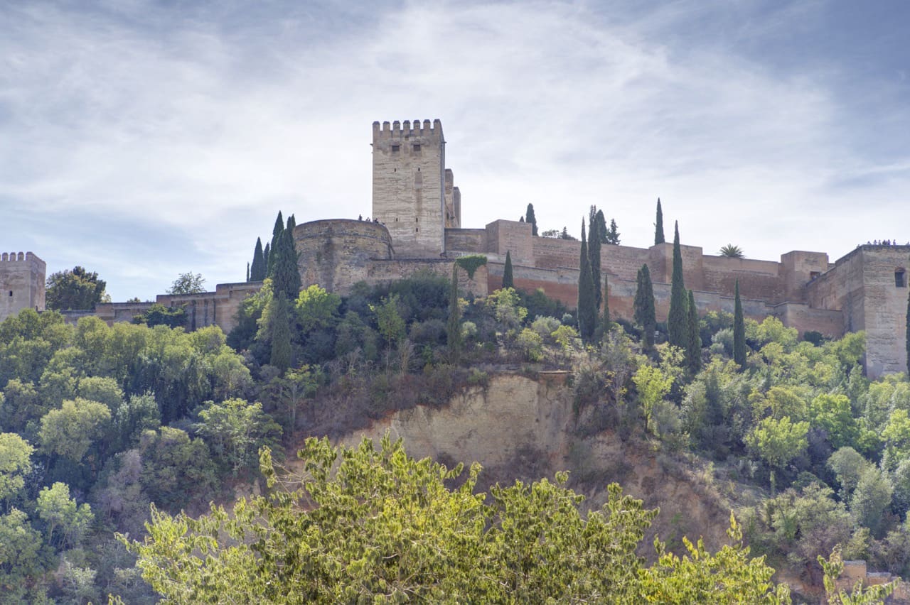 10 soveværelse Virksomhed til salg i Granada by - € 1.600.000 (Ref: 9393479)