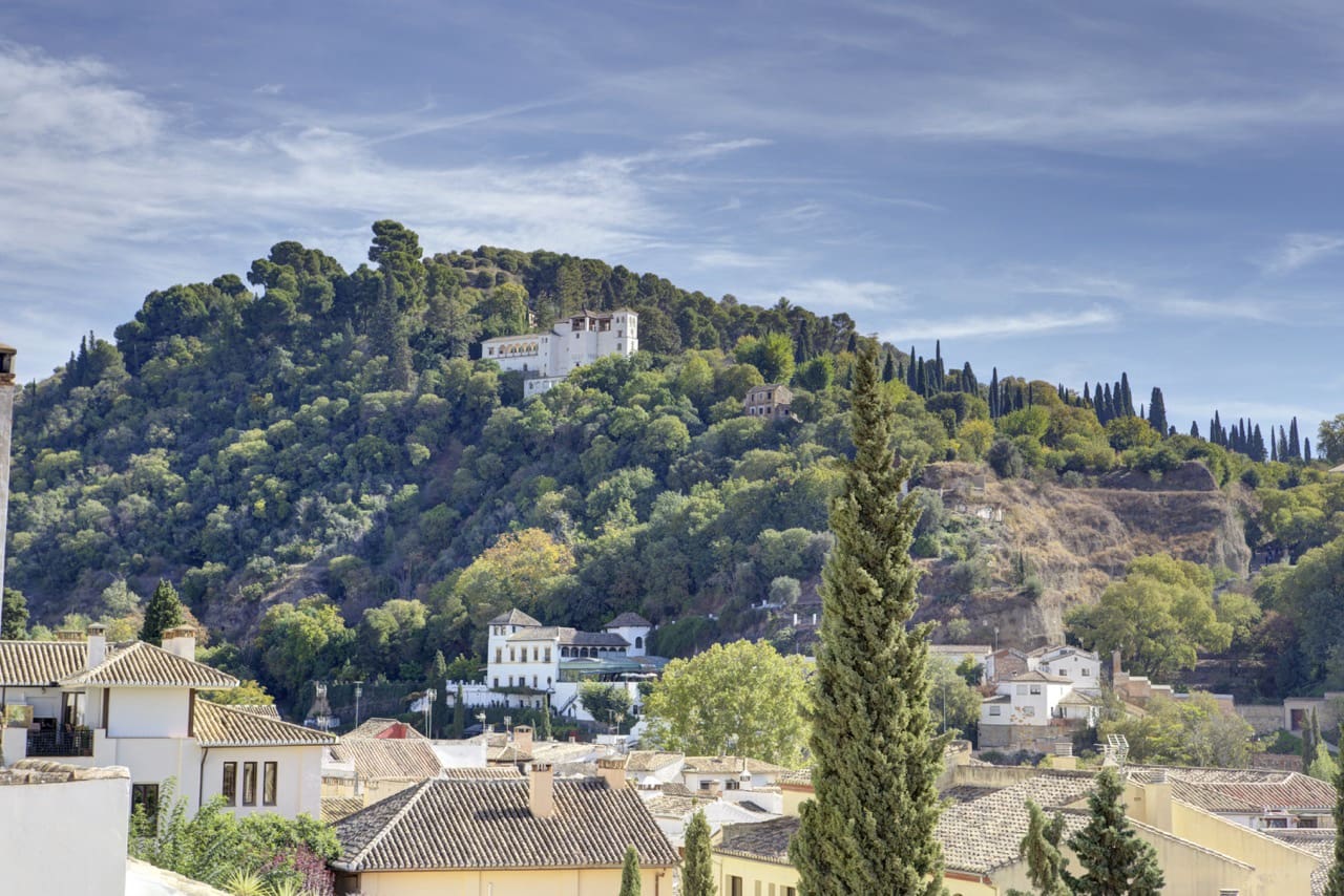 10 soveværelse Virksomhed til salg i Granada by - € 1.600.000 (Ref: 9393479)