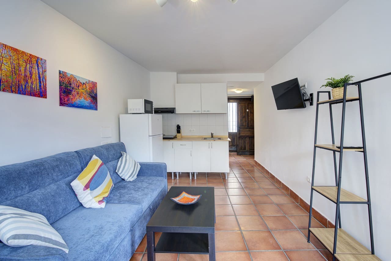 10 soveværelse Virksomhed til salg i Granada by - € 1.600.000 (Ref: 9393479)