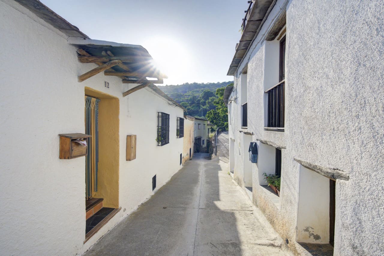 4 soveværelse Byhus til salg i La Taha - € 99.900 (Ref: 9393480)