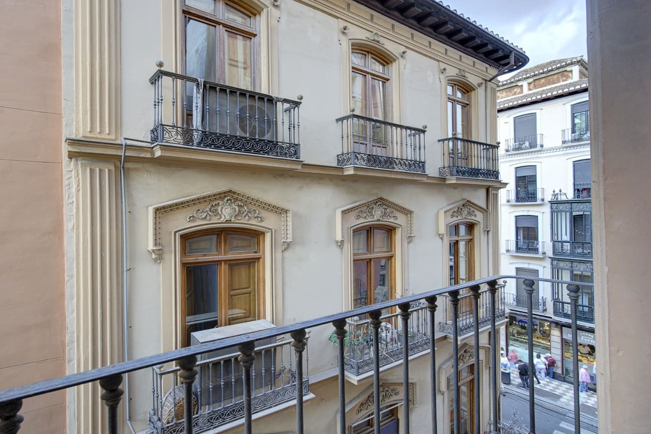 1 bedroom Flat for rent in Granada city - € 800 (Ref: 9395678)