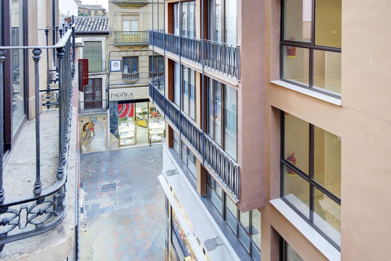 1 bedroom Flat for rent in Granada city - € 800 (Ref: 9395678)