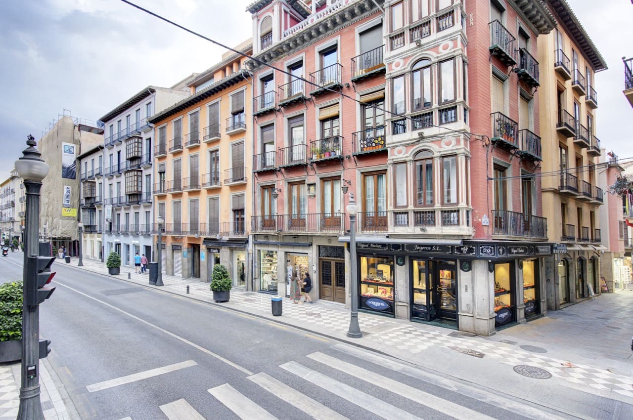 1 bedroom Flat for rent in Granada city - € 800 (Ref: 9395678)