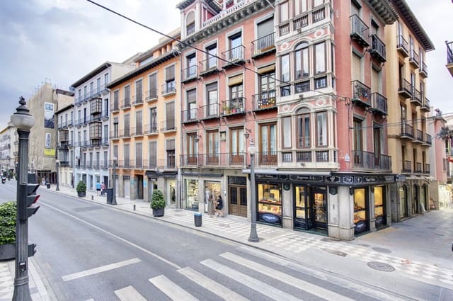 1 soveværelse Lejlighed til leje i Centro - Sagrario, Granada by - € 800 (Ref: 9395678)