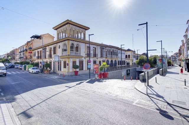 Shop for sale in Armilla - € 68,000 (Ref: 9398062)