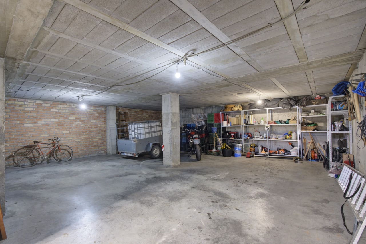 Sklep na sprzedaż w Armilla - 68 000 € (Ref: 9398062)