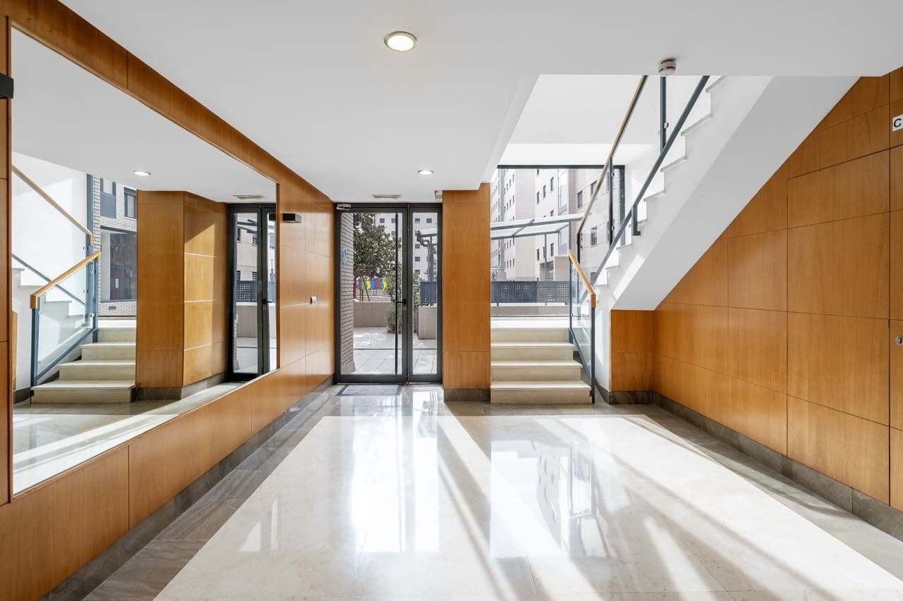 2 soverom Leilighet til salgs i Granada by med svømmebasseng garasje - € 290 000 (Ref: 9401995)