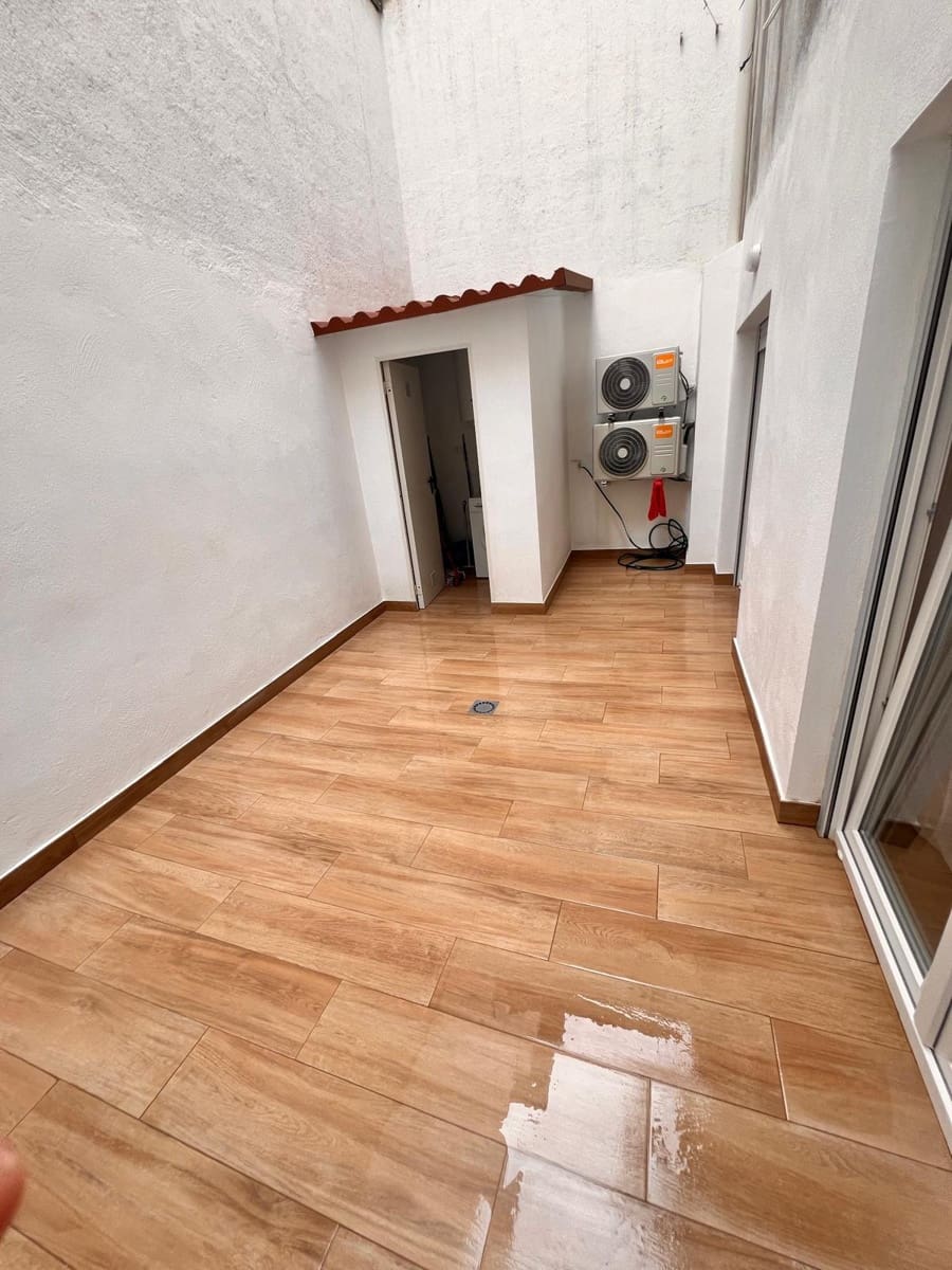 2 soveværelse Lejlighed til leje i Granada by - € 1.100 (Ref: 9424102)