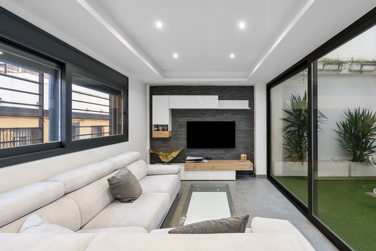 3 soveværelse Rækkehus til salg i Granada by med swimmingpool - € 375.000 (Ref: 9714371)