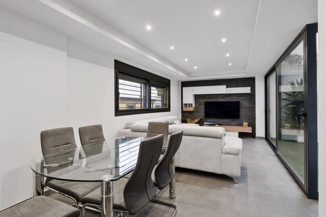 3 soveværelse Rækkehus til salg i Zaidin, Granada by med swimmingpool - € 375.000 (Ref: 9714371)