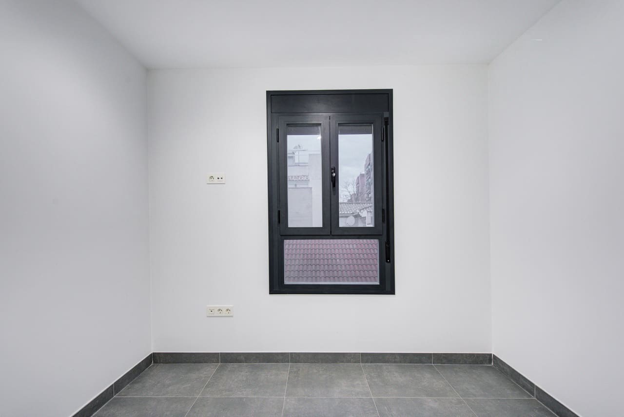 3 soveværelse Rækkehus til salg i Granada by med swimmingpool - € 375.000 (Ref: 9714371)